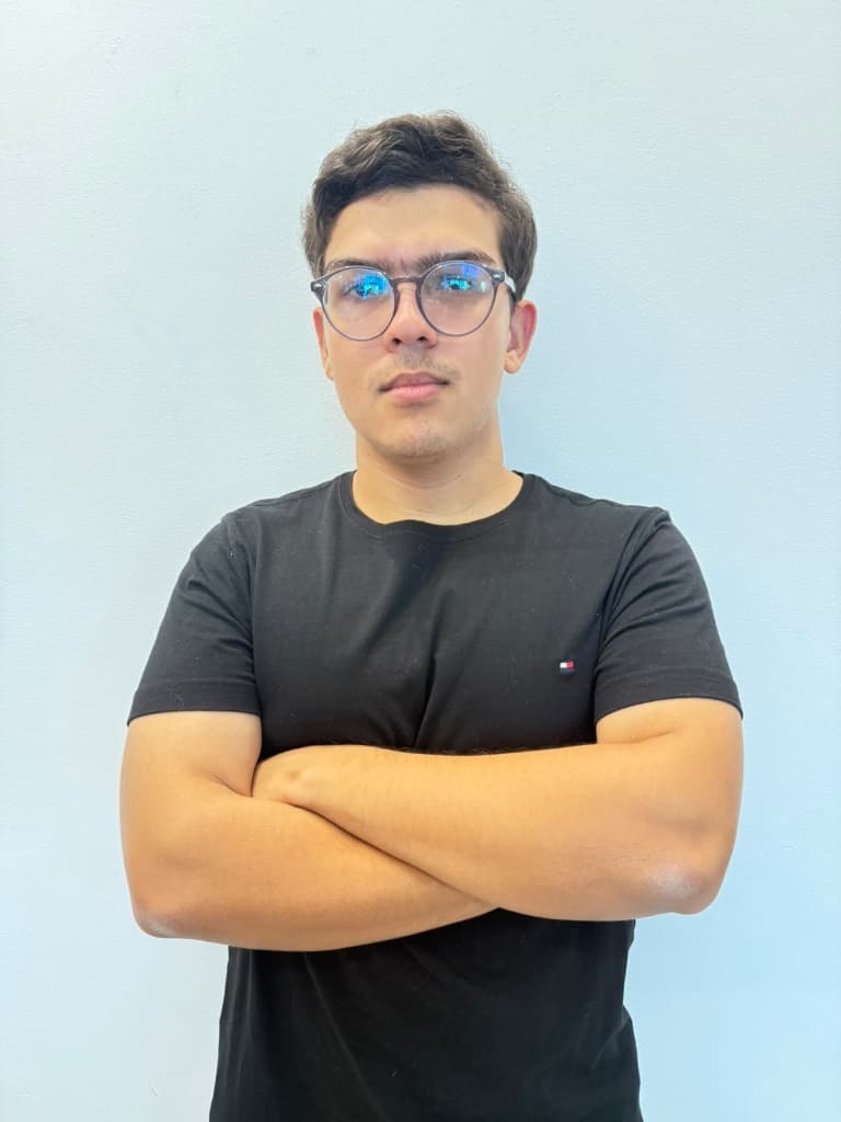 Foto de Isaac "Hiromiaya", atleta bolsista nos EUA